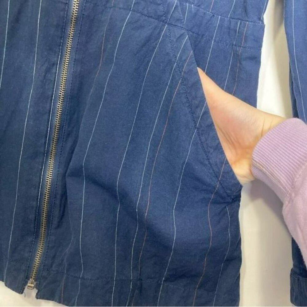 Roxy Shacket Lightweight Full Zip Navy Pinstripe … - image 7